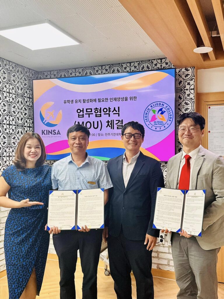 Ban lãnh đạo Kinsa sang thăm và hợp tác với trường cao đẳng Jeonju Kijeon