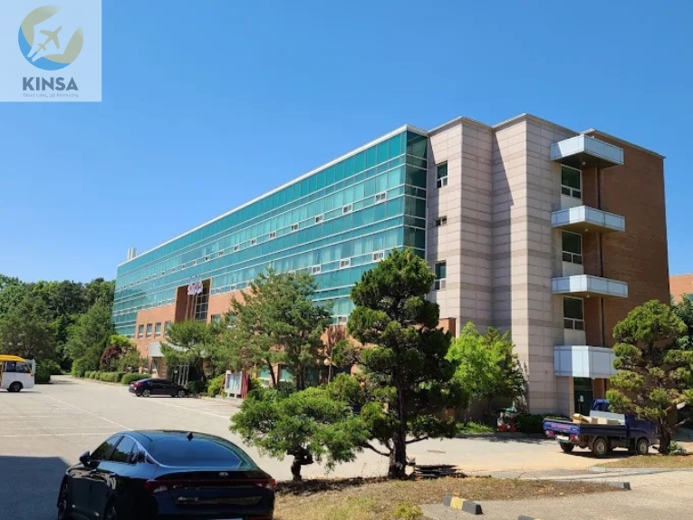 Toàn cảnh Đại học kế toán thuế Woongi Hàn Quốc