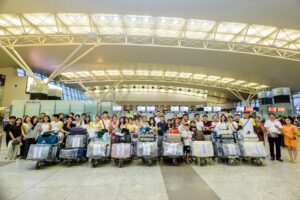 Du học sinh Kinsa chuẩn bị bay sang Hàn Quốc nhập học