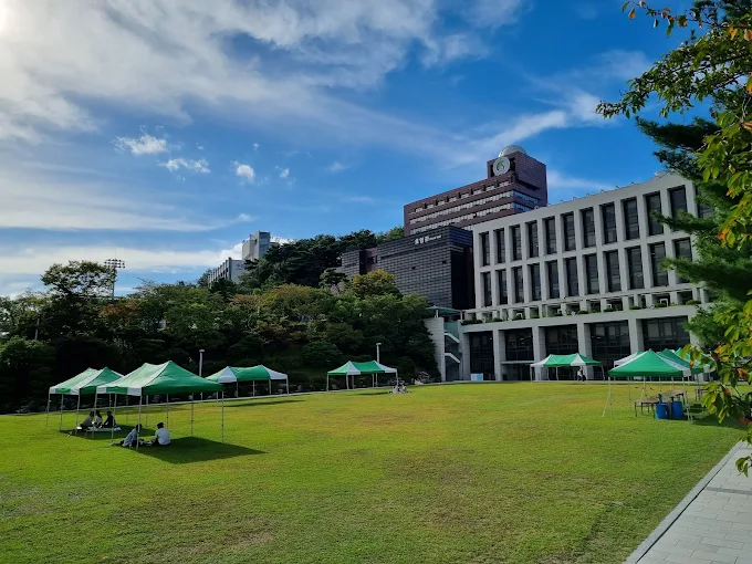 Khu dã ngoại tại đại học Sungkyunkwan - Hàn Quốc