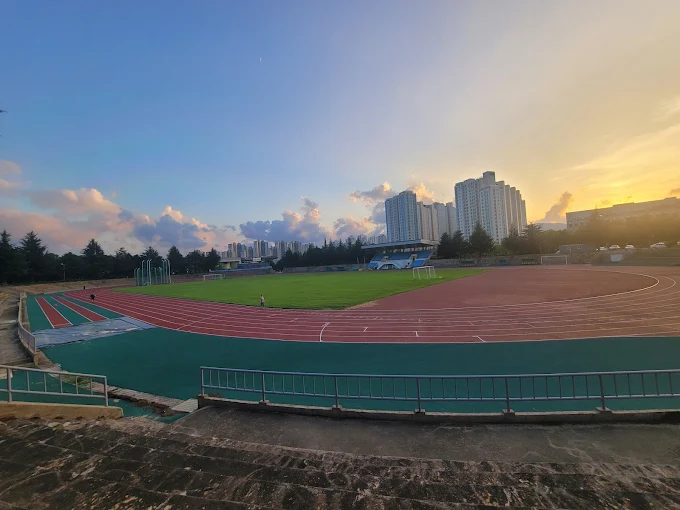 Khu sân tập thể thao Đại học Quốc gia Chungnam - Hàn Quốc