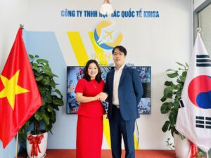 Thầy giáo Trường đại học nữ sinh Seoul gặp gỡ Ban Lãnh Đạo công ty.