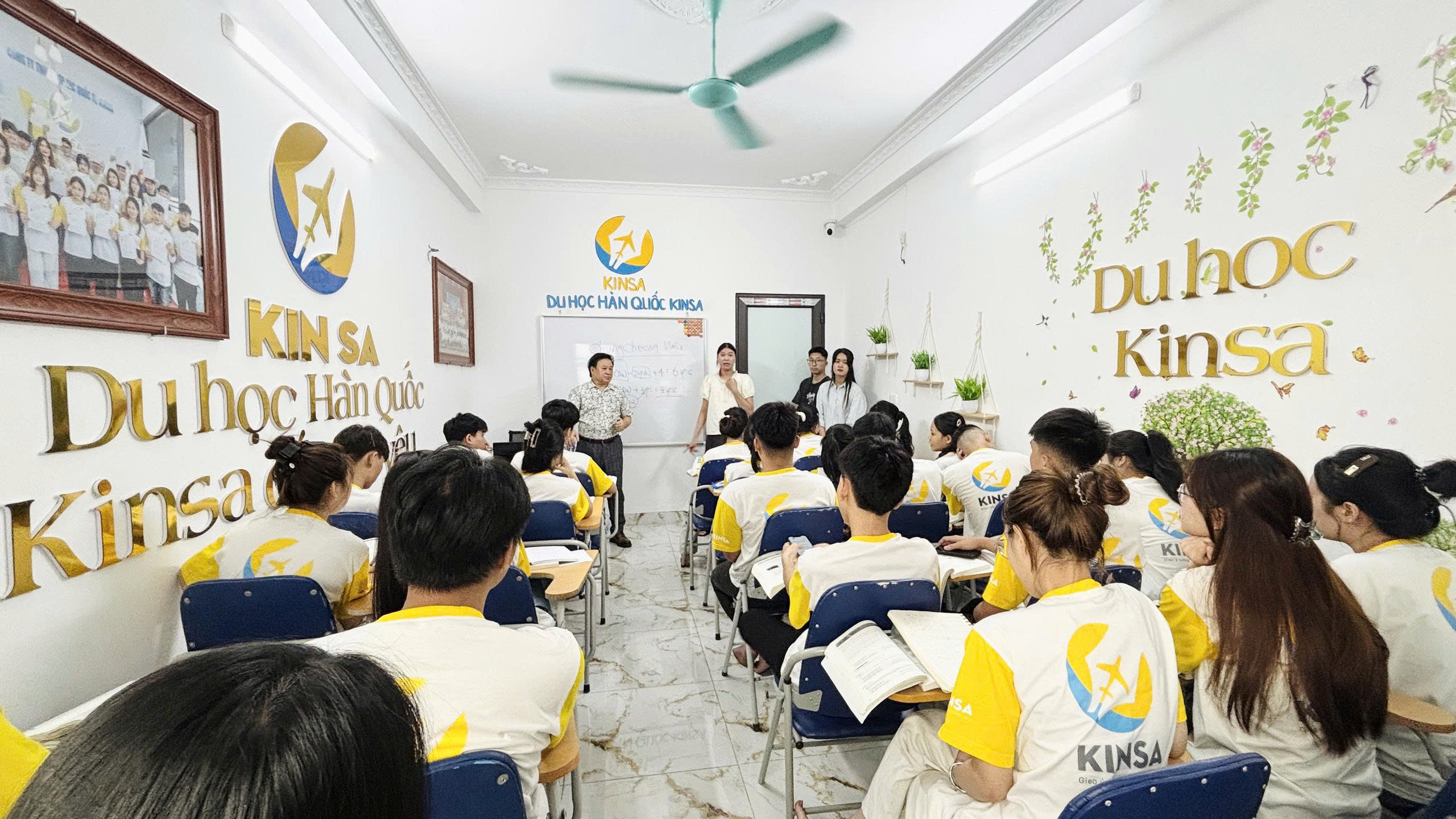 Chia sẻ về thông tin trường, văn hóa Hàn Quốc