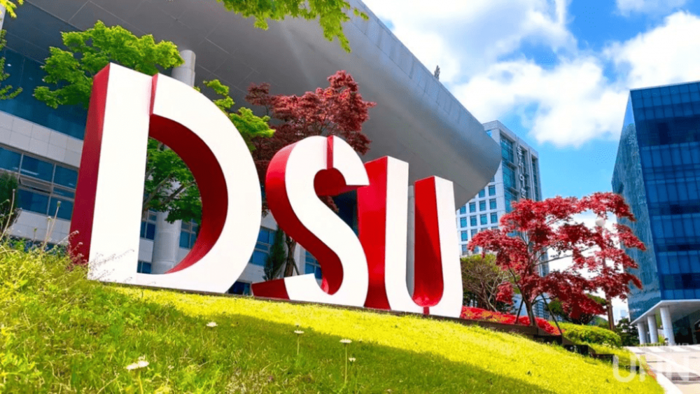 Dongseo University