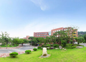 Trường Cao đẳng Văn hóa Keimyung được đánh giá là một trong những ngôi trường đẹp nhất Hàn Quốc