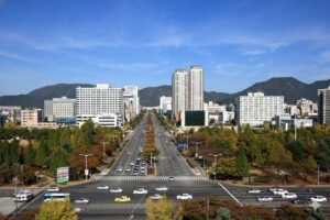 Trường Đại học Changshin nằm tại thành phố đông đúc