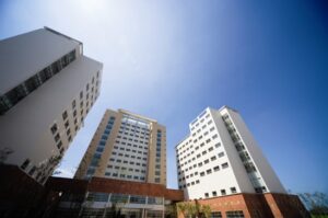 Tòa ký túc xá trường Đại học Quốc gia Incheon