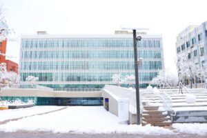 Trường Đại học Seoul Sirip mùa có tuyết