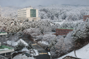 Cảnh quan siêu đẹp tại Đại học Giao thông Quốc gia Hàn Quốc