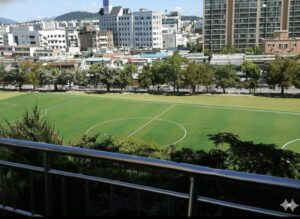 Sân vận động trường Đại học Donggang